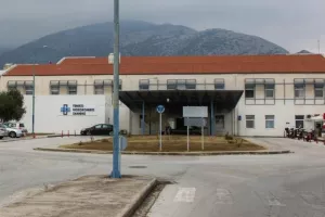 Βεγγαλικό εξερράγη στα χέρια 9χρονου - Ακρωτηριάστηκε δάκτυλο, φόβοι για την όρασή του