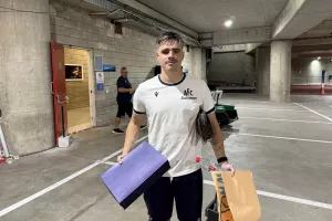 Χαρούμενος...
