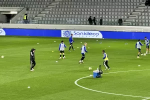 Εντεκάδα με Κάρλστρομ η Ανόρθωση