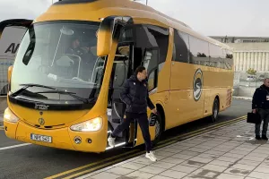(ΒΙΝΤΕΟ/ΦΩΤΟΣ kerkida) H άφιξη της ΑΕΛ