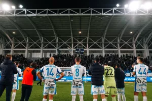 Χρειάζεται τον κόσμο του!