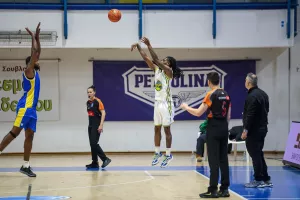 (Φώτος) Κέρδισε το ΑΠΟΕΛ και έκανε το 11 στα 11 η ΑΕΚ!