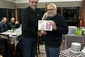Κοπή βασιλόπιτας/Παρατηρητές