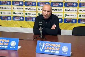“Η ομάδα μου κυριάρχησε όμως δεν έχουμε τα τελειώματα”