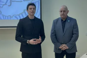 Λοϊζίδης προς διαιτητές: "Συνεχίστε με τον ίδιο ζήλο, η Β' φάση είναι πιο απαιτητική" (Bίντεο)