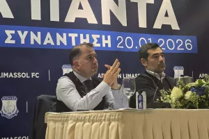 "Το θεωρώ προσβολή-Ευτυχώς δεν έχω social media"