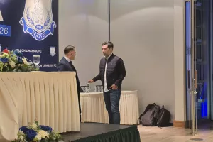 (Φώτος) Τα ΠΑΝΤΑ από την συνάντηση Κίρζη-κόσμου