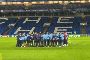 (Βίντεο-Φώτος kerkida) Η προπόνηση της Πάφος FC στο "Stamford Bridge"