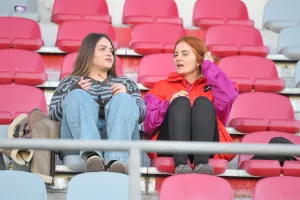 "Ερυθρόλευκα" ΚΛΙΚΣ από τη νίκη
