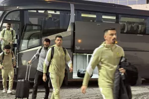 ΓΙΑΤΙ με Παρασκευά κάτω από τα δοκάρια (UPD)
