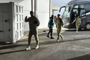 (Φώτος Kerkida) Η άφιξη της ΑΕΚ