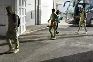 (Φώτος Kerkida) Η άφιξη της ΑΕΚ