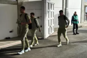 (Φώτος Kerkida) Η άφιξη της ΑΕΚ