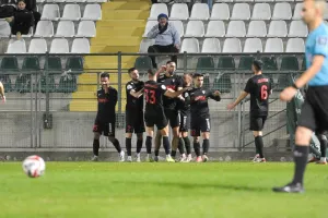 Δε σταματά πουθενά το ''ερυθρόλευκο'' τρένο, δεύτερη σερί ήττα για Δόξα!