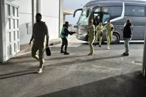 (Φώτος Kerkida) Η άφιξη της ΑΕΚ