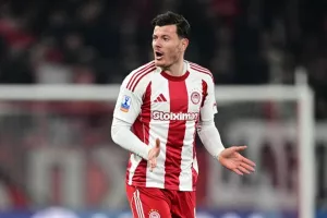 L’ Equipe: «Ενδιαφέρον της Παρί FC για Μπιανκόν, ο Μεντιλίμπαρ θέλει να τον κρατήσει»