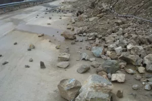 Κατολισθήσεις πετρών και βράχων