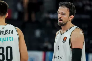 Επίσημα τέλος από την Ντουμπάι ο Σανλί
