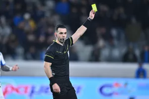 Εκτός ορισμών