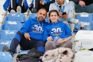 ΦΩΤΟΣ από τις κερκίδες
