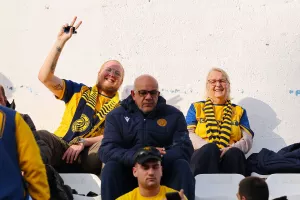 ΦΩΤΟΣ από τις κερκίδες