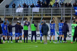 ΕΝΠ-Απόλλων: Τρίτη σερί νίκη και πλησίασε στην 4αδα!