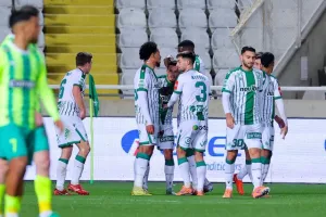 ''Πράσινη'' πρόκριση στους "8" με Μάε και... Τάνκοβιτς (φώτος)