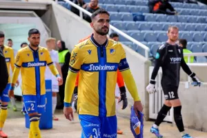 ΑΠΟΕΛ-Ομόνοια Αραδίππου: Μίλησε...τελευταίος ο Καλλής και σόκαρε τους "γαλαζοκίτρινους"