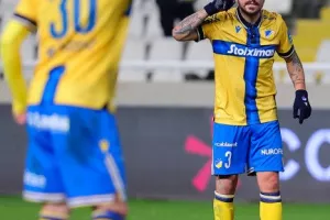 ΑΠΟΕΛ-Ομόνοια Αραδίππου: Μίλησε...τελευταίος ο Καλλής και σόκαρε τους "γαλαζοκίτρινους"