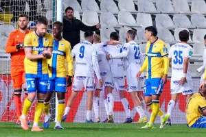 ΑΠΟΕΛ-Ομόνοια Αραδίππου: Μίλησε...τελευταίος ο Καλλής και σόκαρε τους "γαλαζοκίτρινους"