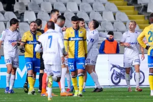 ΑΠΟΕΛ-Ομόνοια Αραδίππου: Μίλησε...τελευταίος ο Καλλής και σόκαρε τους "γαλαζοκίτρινους"