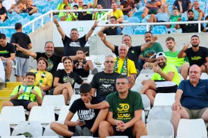 Είσοδος... επιχορηγημένη από την ομάδα