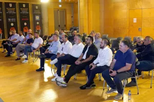 Συνάντηση... προέδρων με ΚΟΠ
