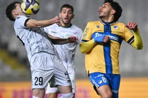 ΑΠΟΕΛ - Ακρίτας: Καρδιοχτύπησαν όμως πήραν το τρίποντο με Ντράζιτς οι γαλαζοκίτρινοι