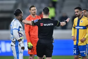 Απόλλων - ΑΠΟΕΛ: Τα είχε όλα, βάφτηκε γαλάζιο με δυο πέναλτι!