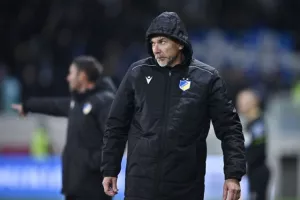 Απόλλων - ΑΠΟΕΛ: Τα είχε όλα, βάφτηκε γαλάζιο με δυο πέναλτι!