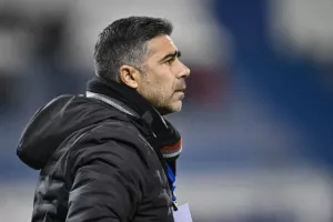 Τεσσάρα και... διατήρηση απόστασης ασφαλείας (φώτος)