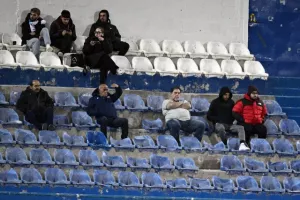 Τεσσάρα και... διατήρηση απόστασης ασφαλείας (φώτος)