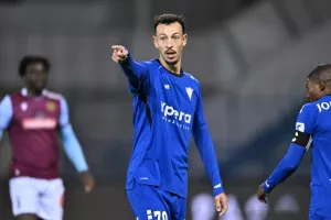 Τεσσάρα και... διατήρηση απόστασης ασφαλείας (φώτος)