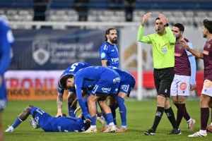 Τεσσάρα και... διατήρηση απόστασης ασφαλείας (φώτος)