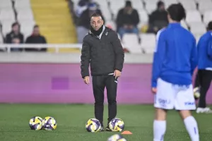 ΑΠΟΕΛ-Ομόνοια Αραδίππου: Μίλησε...τελευταίος ο Καλλής και σόκαρε τους "γαλαζοκίτρινους"