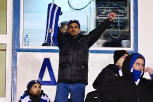 Τεσσάρα και... διατήρηση απόστασης ασφαλείας (φώτος)