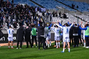 Τα "περιστέρια" έστησαν πάρτι στο φινάλε (Βίντεο Kerkida/φώτος)