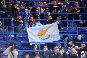 (ΦΩΤΟΣ) Οι Παφίτες στο Stamford Bridge