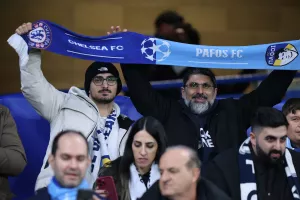 (ΦΩΤΟΣ) Οι Παφίτες στο Stamford Bridge