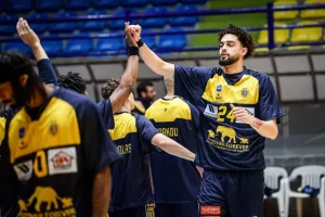 Τέιτ και Φλάουερς «χόρεψαν» στο Λευκόθεο