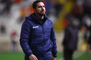 ΑΠΟΕΛ - Ακρίτας: Καρδιοχτύπησαν όμως πήραν το τρίποντο με Ντράζιτς οι γαλαζοκίτρινοι
