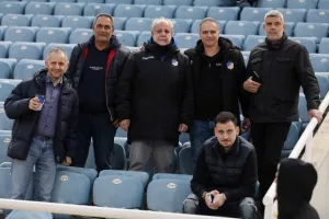 ΑΣΟΒΑΡΟ ΑΠΟΕΛ... απλά την πρόκριση!