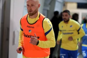 ΑΠΟΕΛ - Ακρίτας: Καρδιοχτύπησαν όμως πήραν το τρίποντο με Ντράζιτς οι γαλαζοκίτρινοι