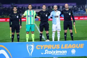 Ζωντανή στη "μάχη" για τον τίτλο η ΑΕΚ με ΔΙΠΛΟ επί της Πάφος FC! (φώτος)
